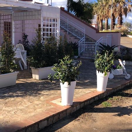 Milicia Apartment Mandra Capreria Exterior photo